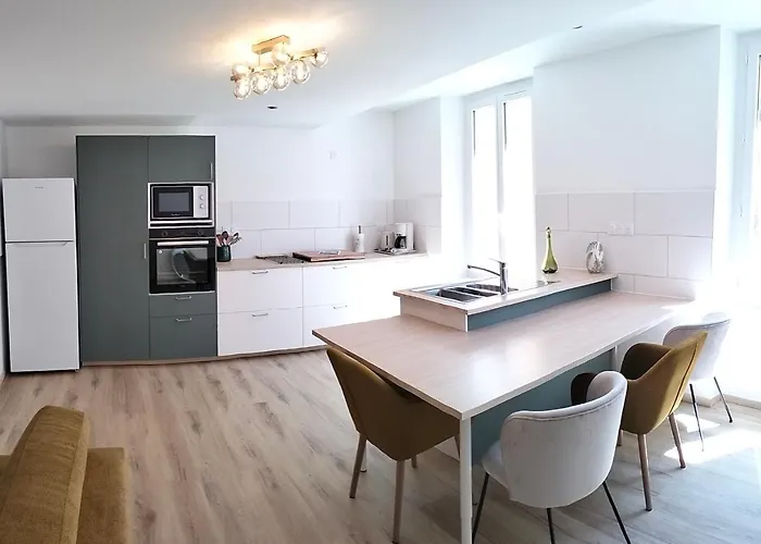 La Provence Vous Attend***!!! - 1er Etage