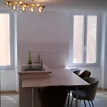 Апартаменты La Provence Vous Attend***!!! - 1er Etage Динь-ле-Бен