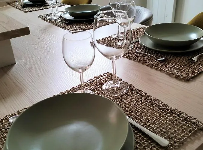 La Provence Vous Attend***!!! - 1er Etage